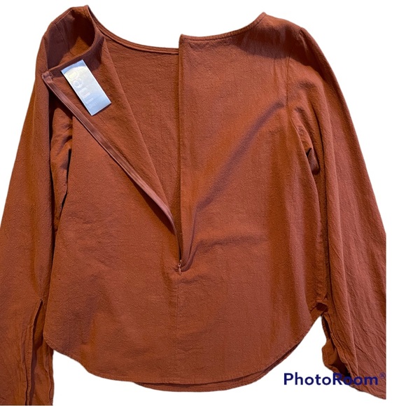 🍂🍂Beautiful top - 100% cotton - perfect for cooler weather 🍂🍂 - Picture 4 of 12